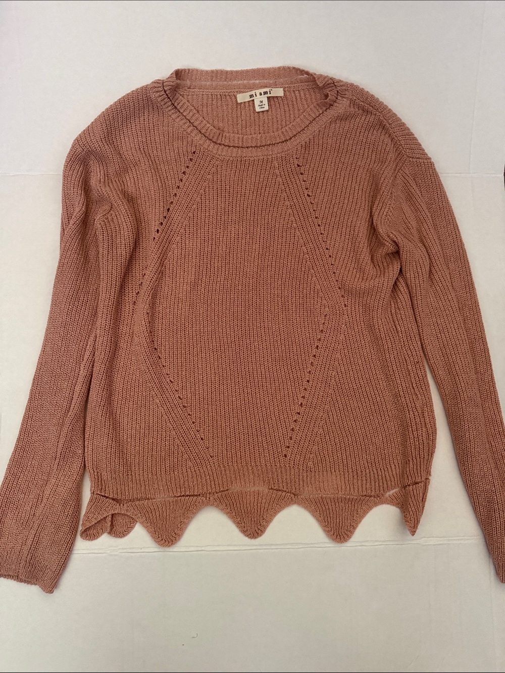 miami Scalloped-Hem Crewneck Sweater in Dusty Rose